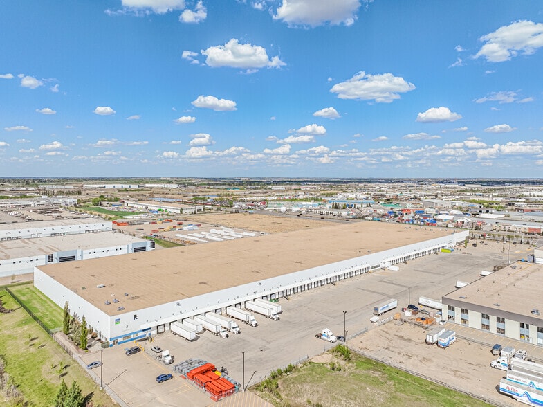More Photos Of 12806-12810 170 St NW, Edmonton Industrial For Sale
