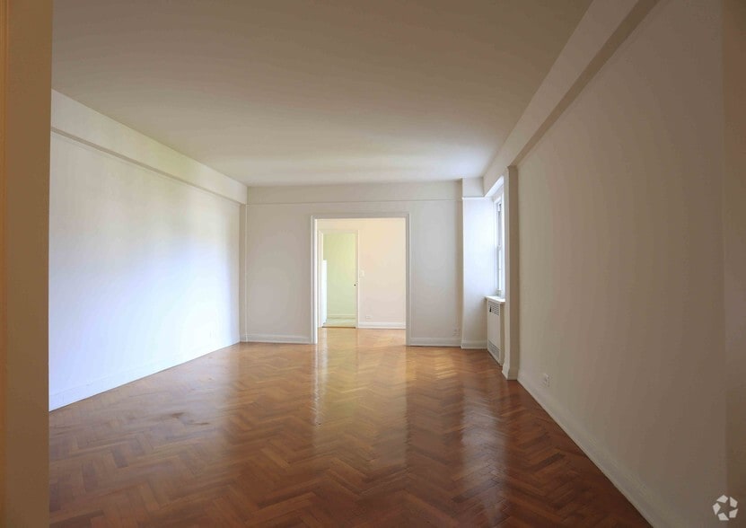 More Photos Of 2-24 Chase Rd, Scarsdale Apartments For Lease