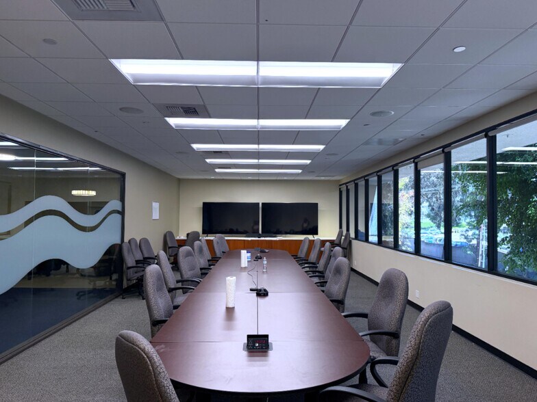More Photos Of 2455 Teller Rd, Thousand Oaks Office For Lease