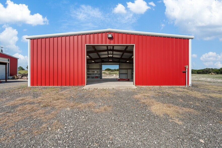 More Photos Of 4159 Highway 6, Clifton Showroom For Sale