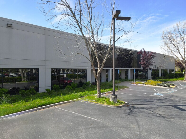 More Photos Of 5729 Fontanoso Way, San Jose Research And Development For Sale