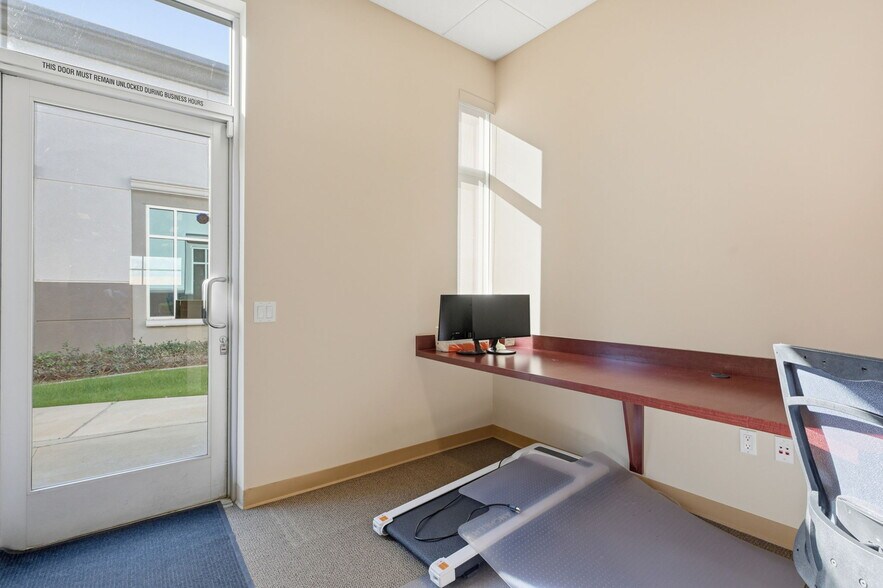 More Photos Of 5839 Pine Ave, Chino Hills Coworking Space