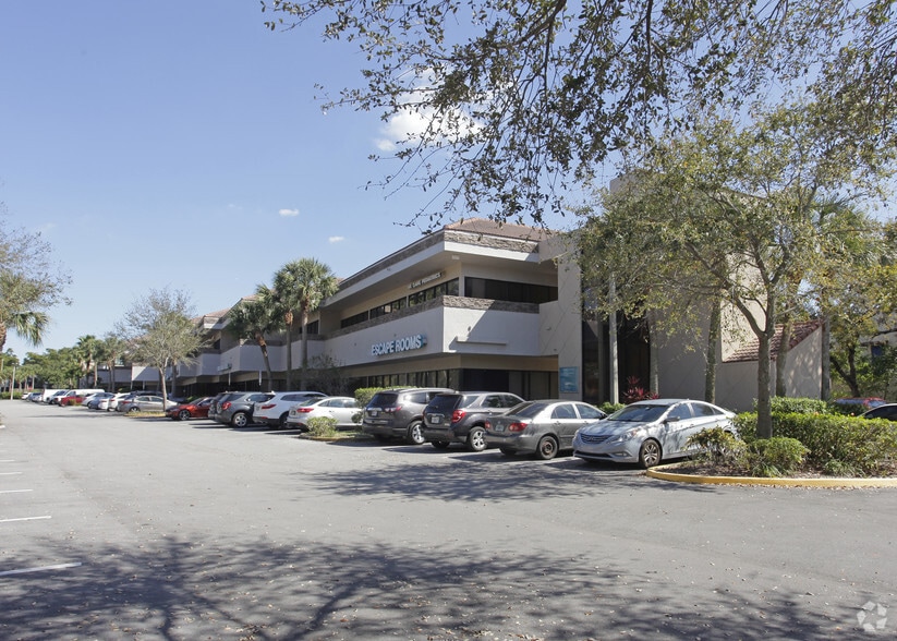 More Photos Of 8320 W Sunrise Blvd, Plantation Office For Lease