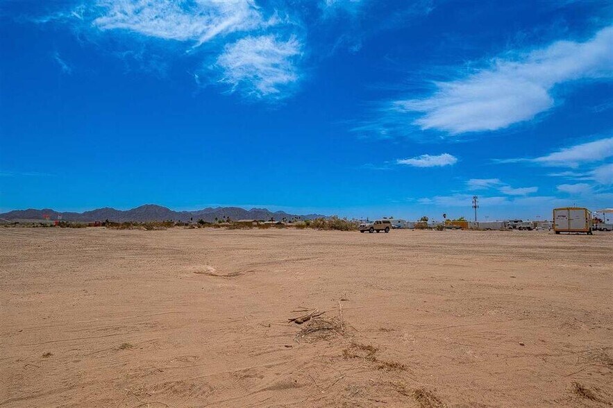 More Photos Of 00000 Foothills, Yuma Land For Sale
