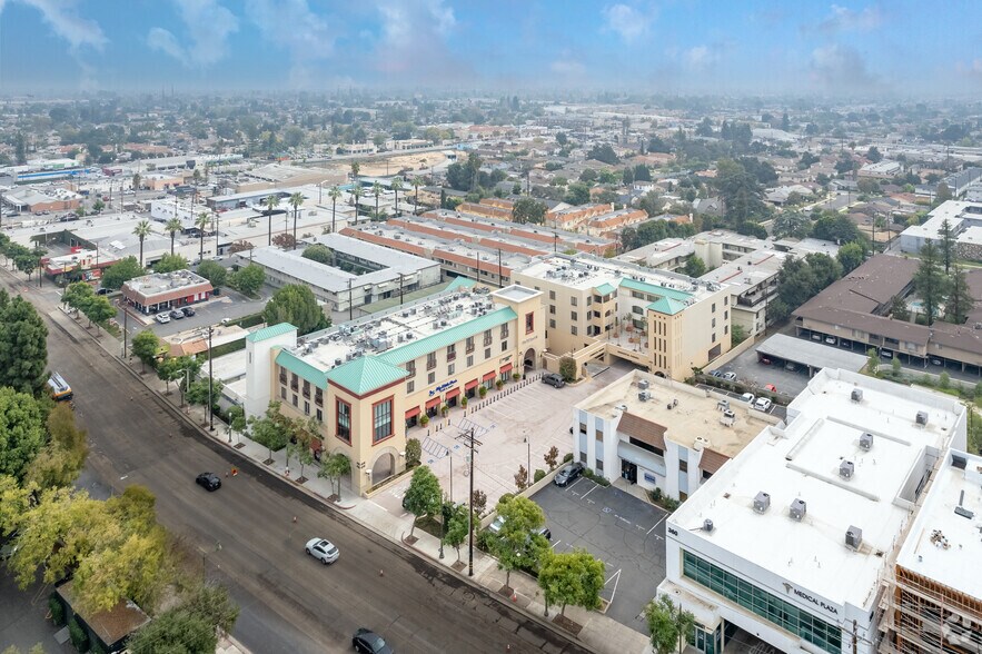 More Photos Of 416-418 E Las Tunas Dr, San Gabriel Apartments For Sale