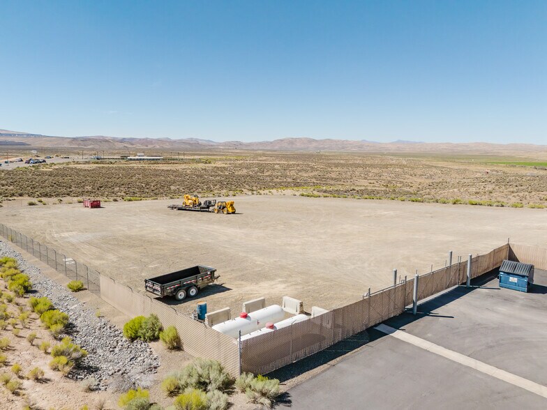 More Photos Of 1025 Carlin Trend Dr, Carlin Service For Sale