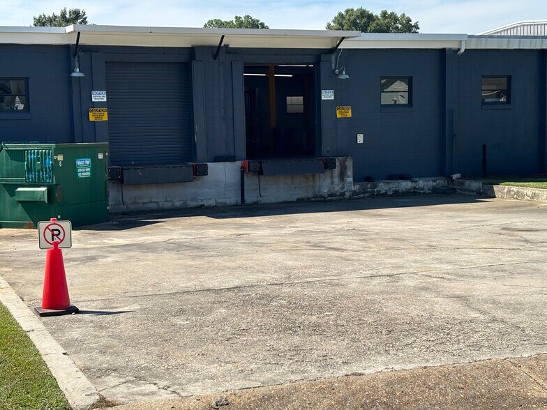 More Photos Of 1811 Florida Ave, Quincy Warehouse For Lease