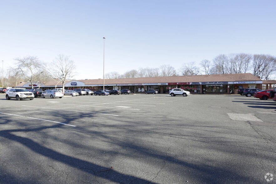 More Photos Of 5-25 Eastport Manor Rd, Eastport Unknown For Lease