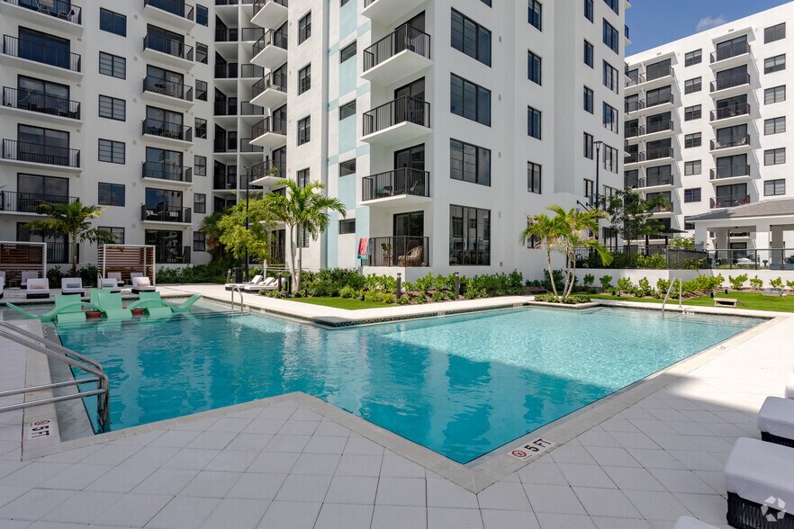 More Photos Of 609 2nd St, West Palm Beach Apartments For Lease