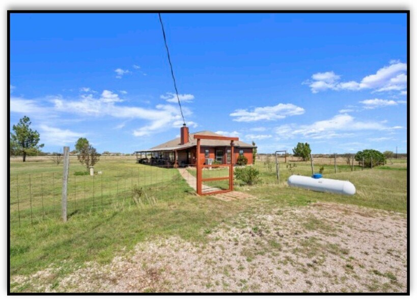 More Photos Of 700 Hwy 183, Briggs Land For Sale