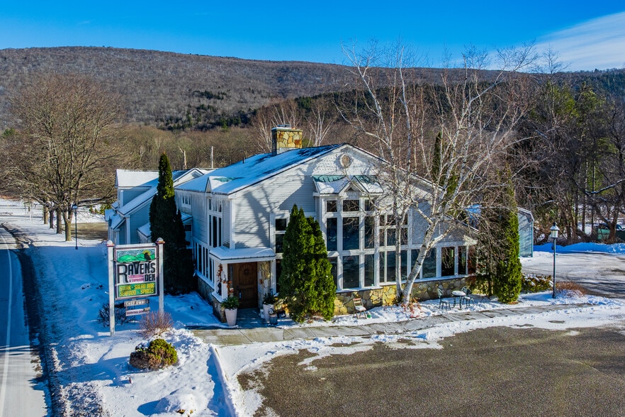 More Photos Of 1844 Depot St, Manchester Center Restaurant For Sale