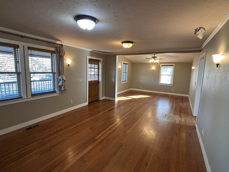 More Photos Of 2276 Main St, Genoa Specialty For Lease