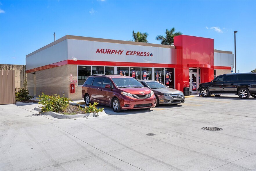 More Photos Of 15055 NW 7th Ave, Miami Convenience Store For Sale