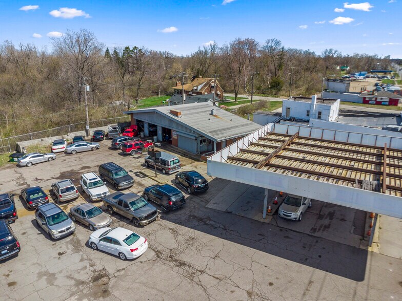 More Photos Of 2617 Middlebelt Rd, Inkster Auto Repair For Lease