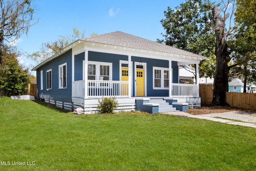 More Photos Of 3406 12th St, Gulfport Specialty For Sale