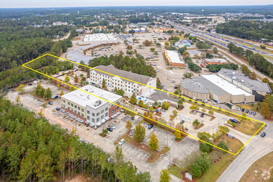 More Photos Of 350 Holiday Square Blvd, Covington Hotel For Sale