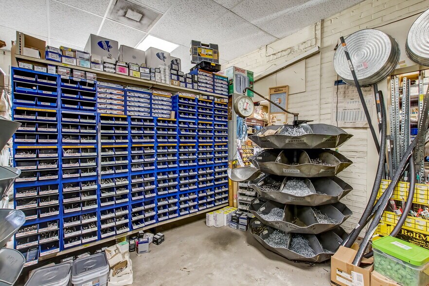 More Photos Of 516 Ash St, Fernandina Beach Freestanding For Sale