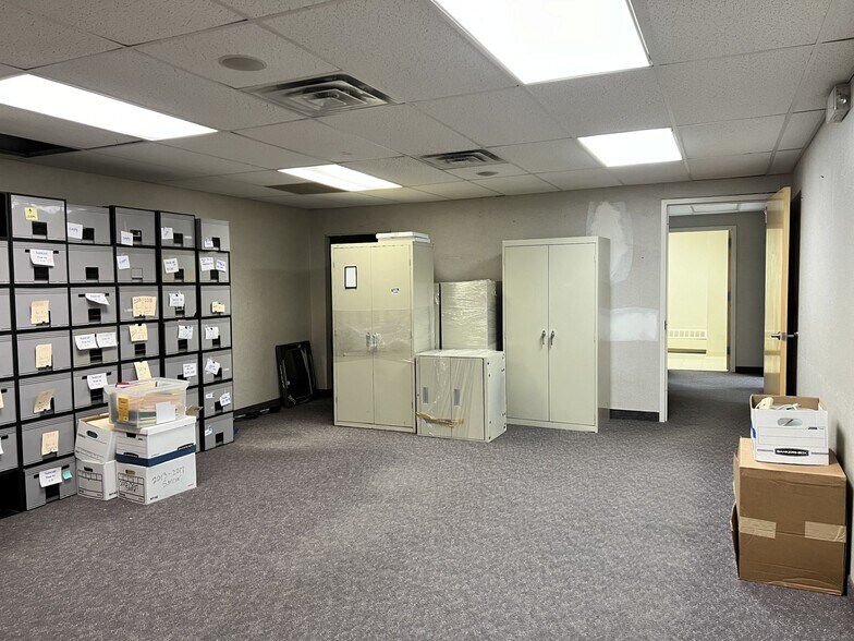 More Photos Of 2 Stowe Rd, Peekskill Medical For Sale