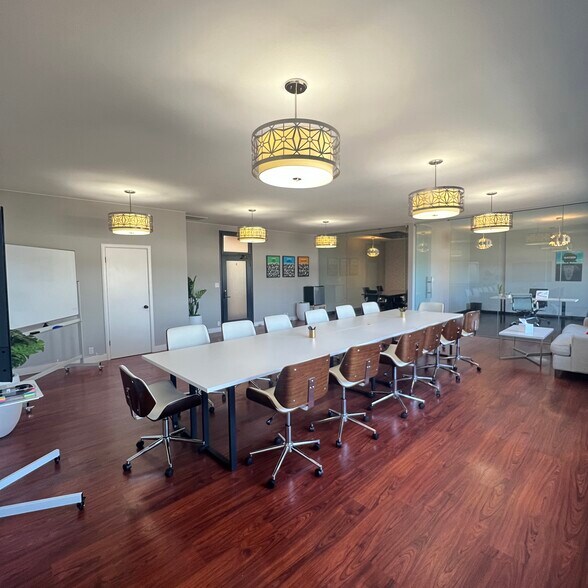 More Photos Of 12-20 N San Mateo Dr, San Mateo Medical For Lease