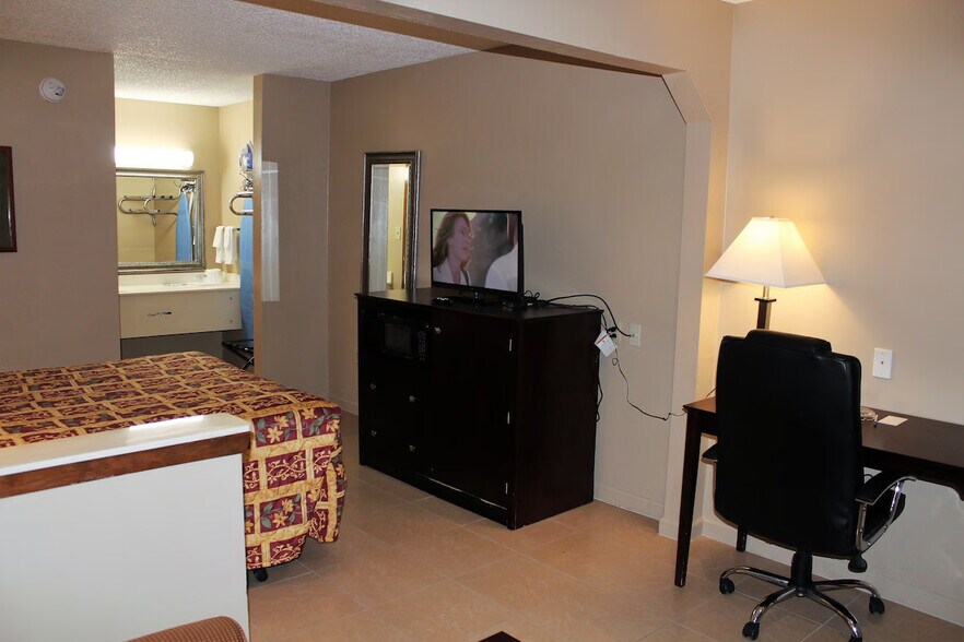More Photos Of 2605 S Range Ave, Denham Springs Hotel For Sale