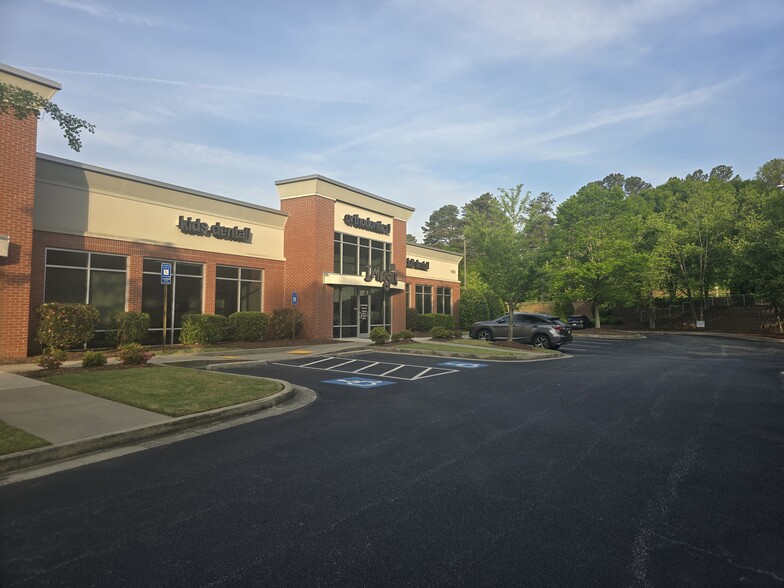 More Photos Of 11125 Jones Bridge Rd, Alpharetta Medical For Sale