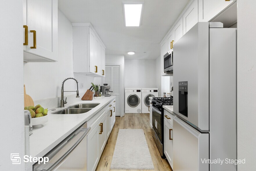More Photos Of 3301 Obama Blvd, Los Angeles Apartments For Sale