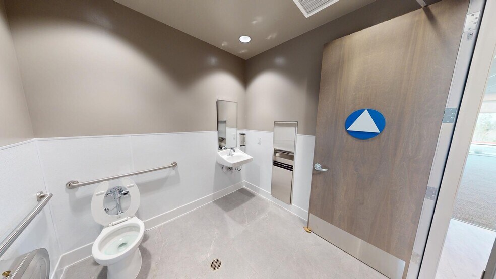 More Photos Of 33580 Zeiders Rd, Menifee Distribution For Sale