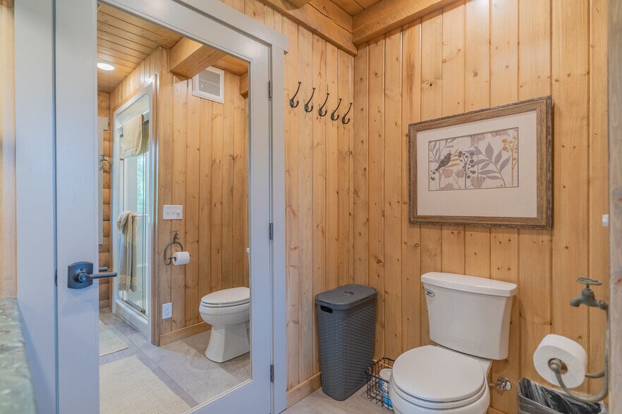 More Photos Of Quartz Lake, Delta Junction Lodge Meeting Hall For Sale