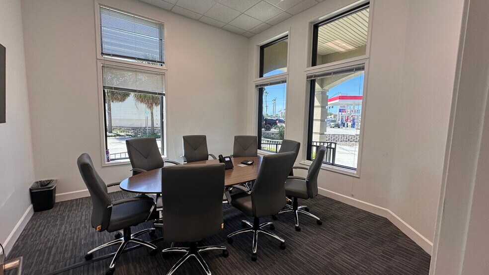 More Photos Of 1326 3rd St S, Jacksonville Beach Medical For Lease