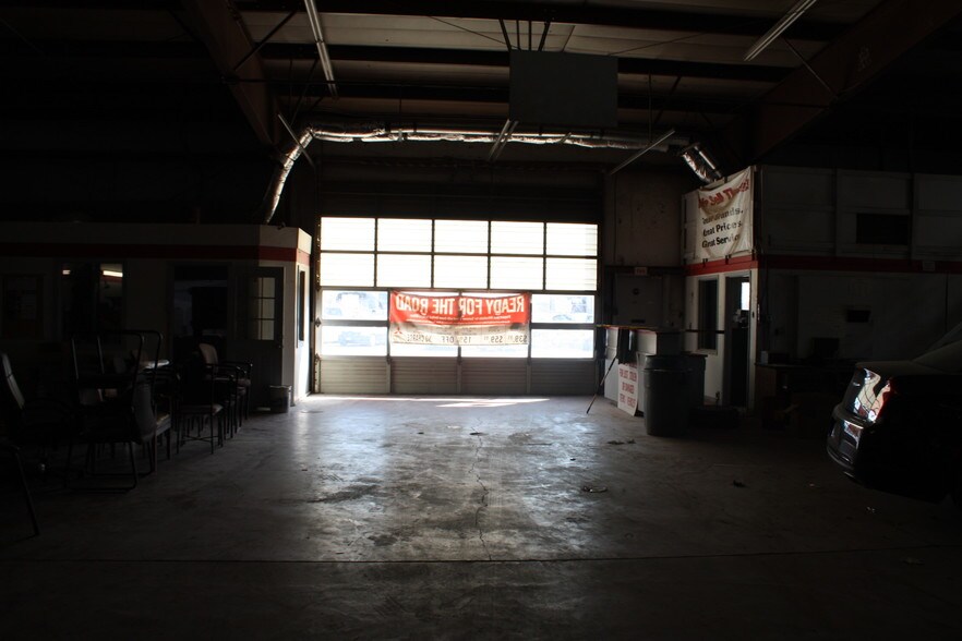 More Photos Of 3915 W Wall St, Midland Auto Dealership For Sale