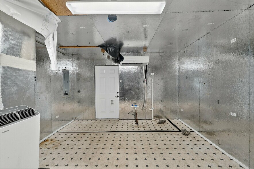 More Photos Of 122 Hughes Rd, New Smyrna Beach Specialty For Sale