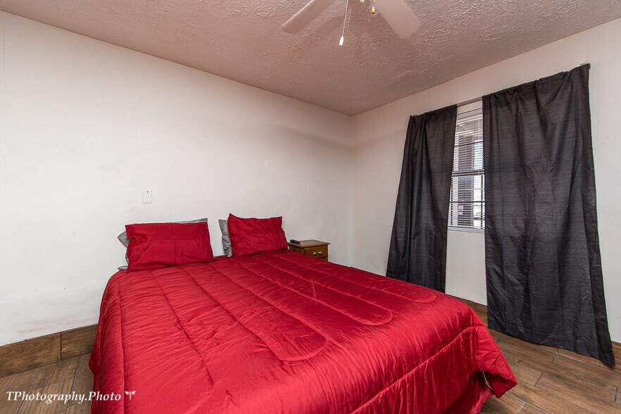 More Photos Of 233 W Mesquite Blvd, Mesquite Apartments For Sale