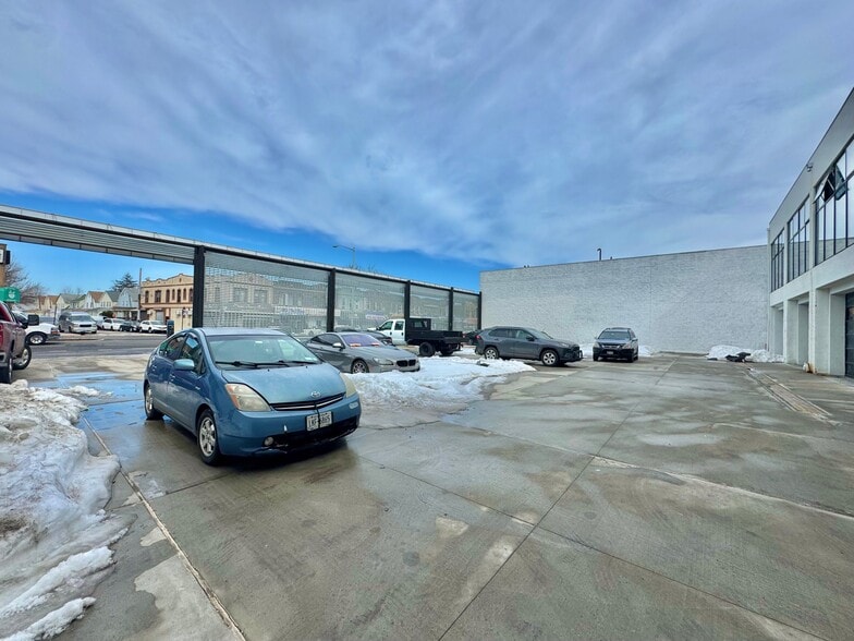 More Photos Of 21480 Jamaica Ave, Jamaica Auto Repair For Sale