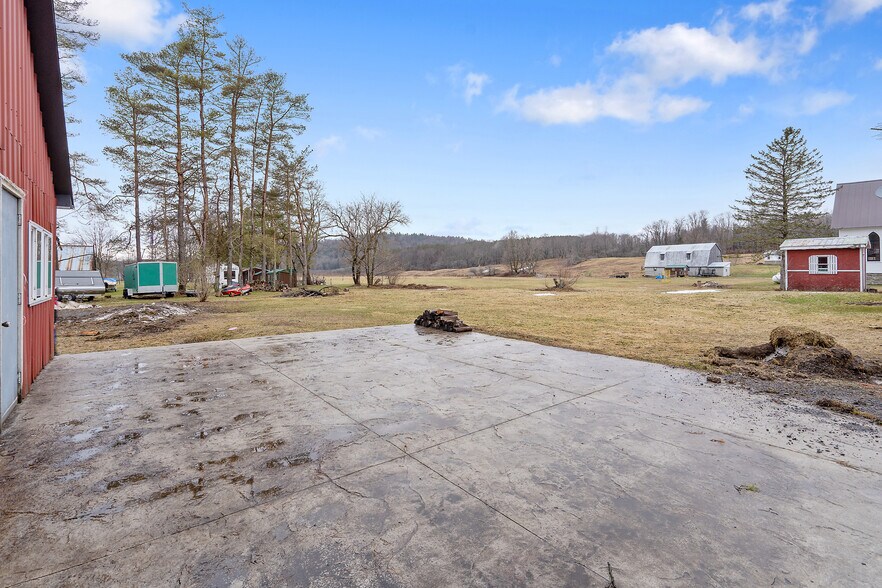 More Photos Of 2107 N Osceola Rd, Camden Service Station For Sale