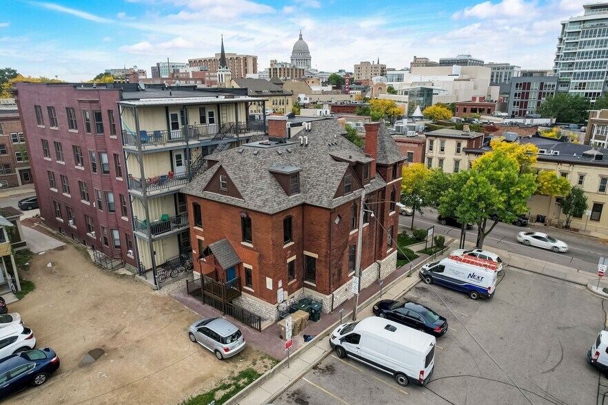 More Photos Of 212 W Gorham St, Madison Storefront Retail Residential For Sale