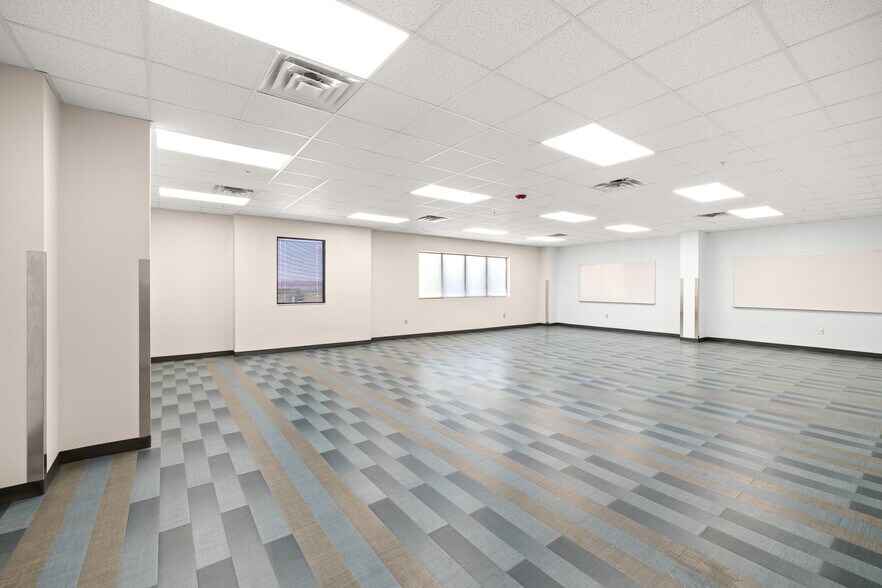More Photos Of 4201 Del Rey Blvd, Las Cruces Office For Sale