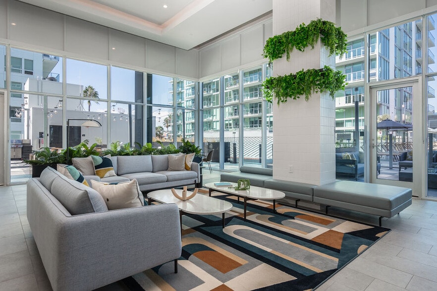 More Photos Of 330 E 3rd St, Long Beach Apartments For Lease