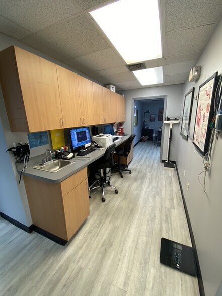 More Photos Of 3401 Davie Blvd, Fort Lauderdale Coworking Space