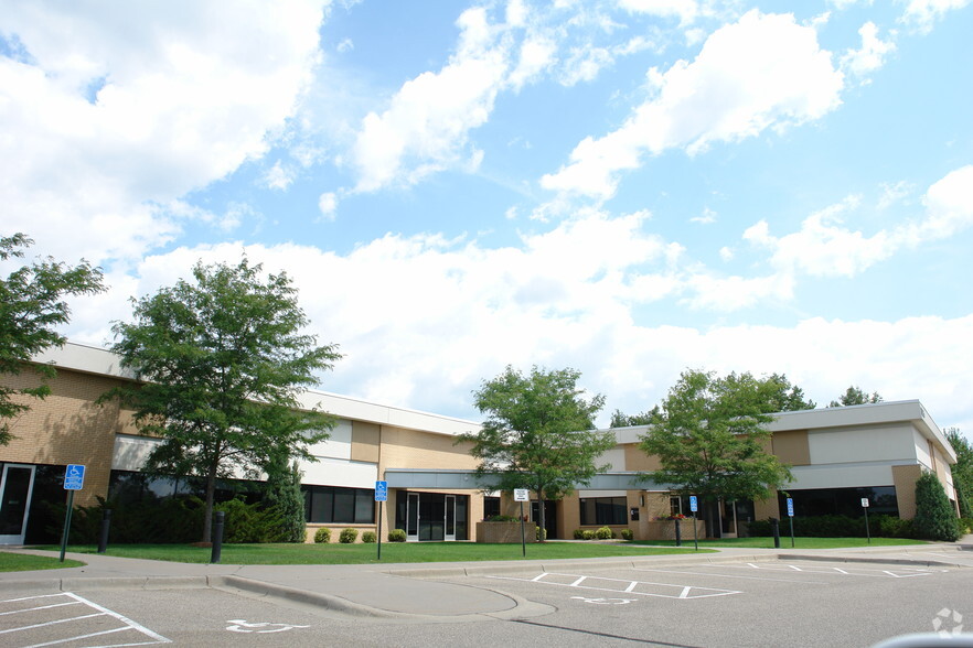 Primary Photo Of 3285 Northwood Cir, Eagan Research And Development For Lease