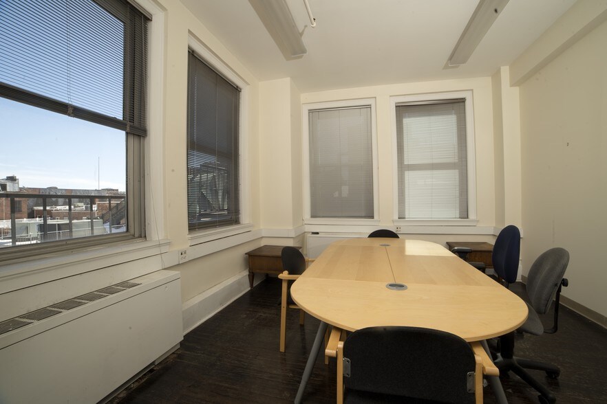 More Photos Of 129 Church St, New Haven Office Residential For Lease