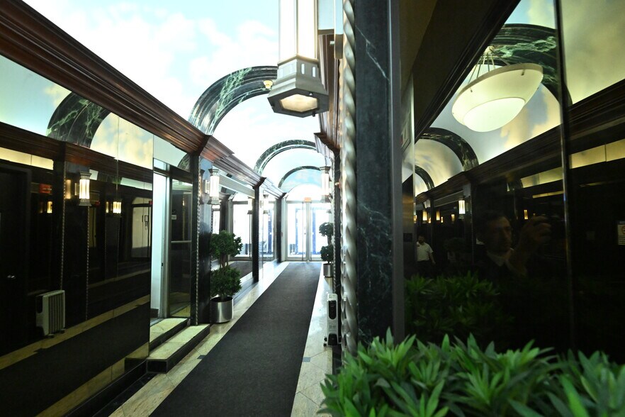 More Photos Of 591 Summit Ave, Jersey City Office Residential For Lease