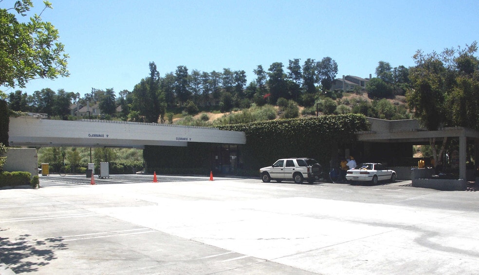 Primary Photo Of 23156 Los Alisos Blvd, Mission Viejo Carwash For Sale