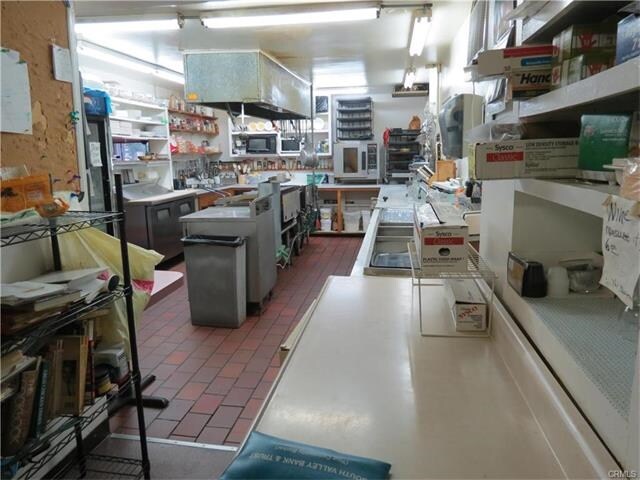 More Photos Of 45650 State Highway 139, Tulelake Restaurant For Sale