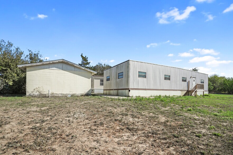 More Photos Of 298 State Highway 239, Kenedy Specialty For Sale