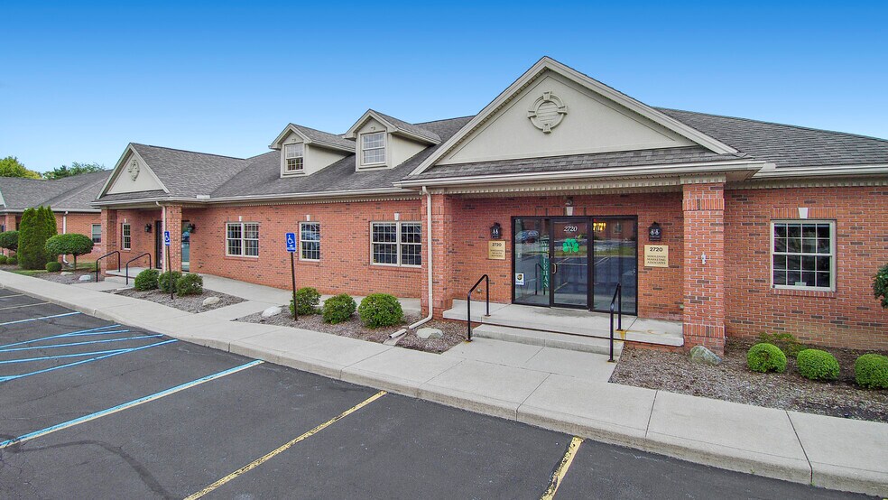 More Photos Of 2720 Centennial Rd, Toledo Office For Sale