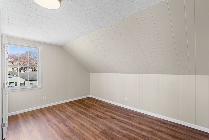More Photos Of 720 Main st, Canton Bank For Lease