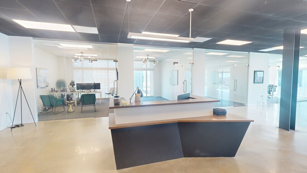 More Photos Of 3701 S Pinnacle Hills Pky, Rogers Bank For Lease