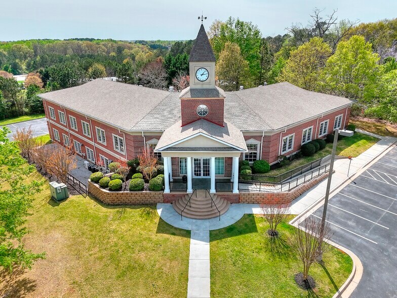 More Photos Of 500 Plantation Park Dr, Loganville Office For Lease