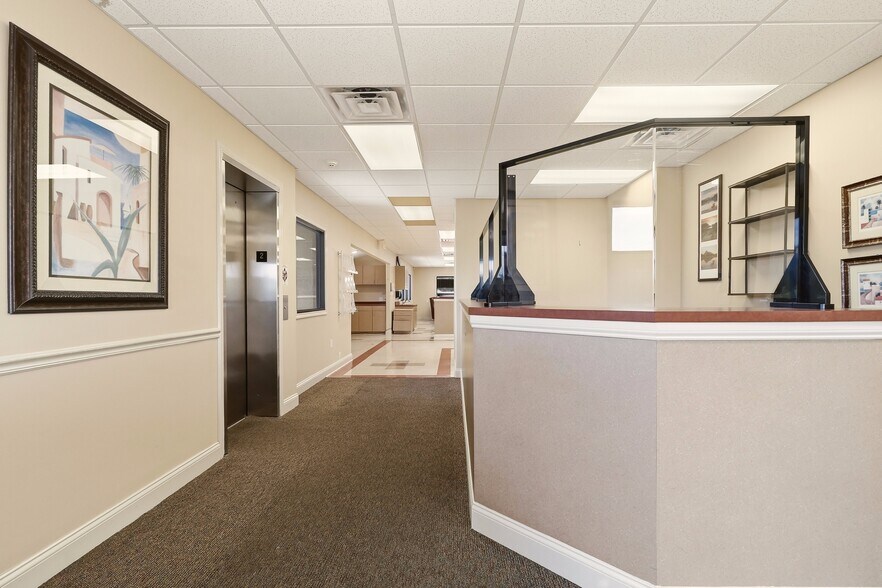 More Photos Of 9 San Bartola Dr, Saint Augustine Medical For Sale