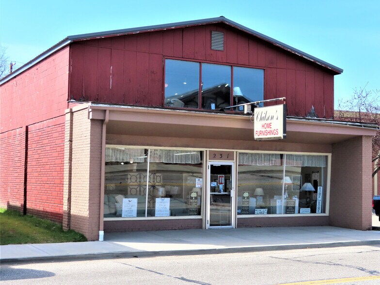 Primary Photo Of 231 Water, Conneaut Lake Freestanding For Sale